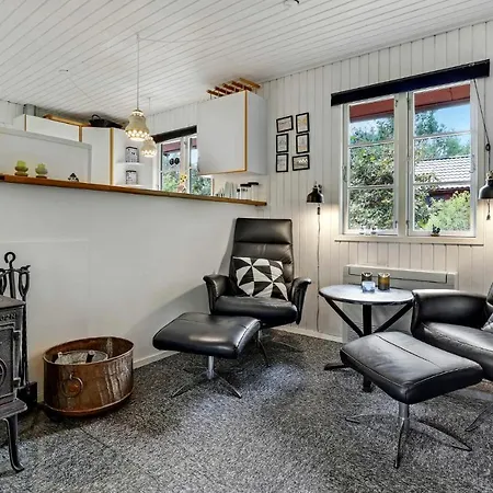 Koselig Hjem I Med Wifi Feriehus Neksø