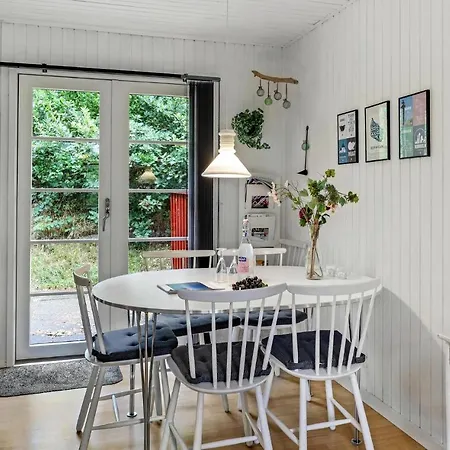 Feriehus Koselig Hjem I Med Wifi Neksø